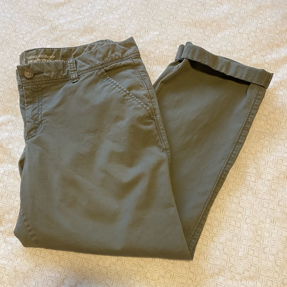 GAP vintage rolled crop pants in light olive